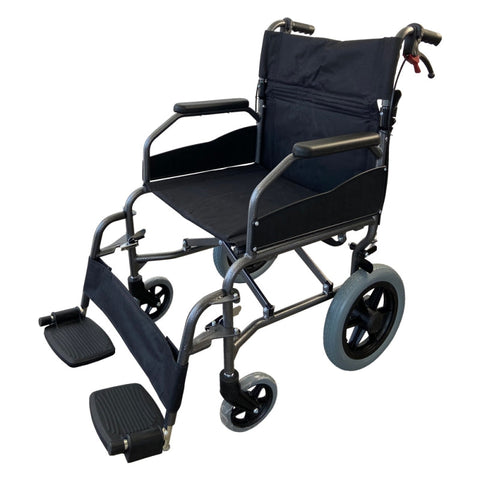 Fauteuil roulant de transit pliable avec petites roues et dossier rabattable